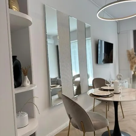 Tomis Villa Grand Resort Apartament