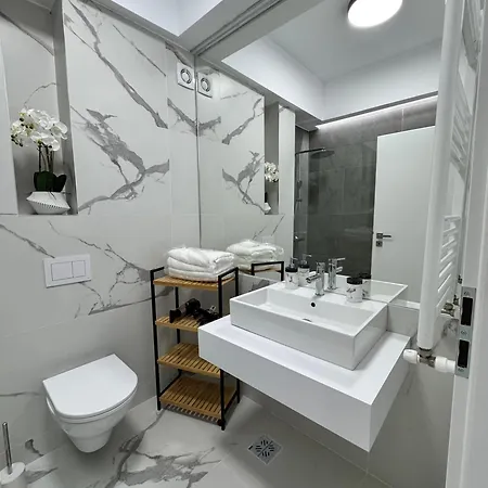 Tomis Villa Grand Resort Apartament *